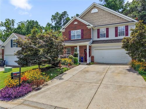 2467 Fiddlers Glenn Drive, Winston-Salem, NC, 27127 | Card Image
