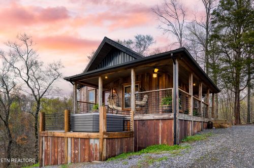 1023 Timberlake Cir, Sevierville, TN, 37876-1038 | Card Image
