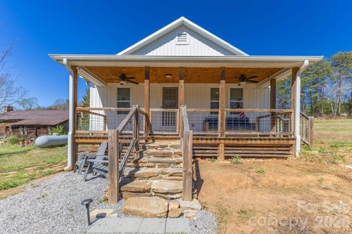 98 Poplar Springs Rd, Hiddenite, NC, 28636-6129 | Card Image