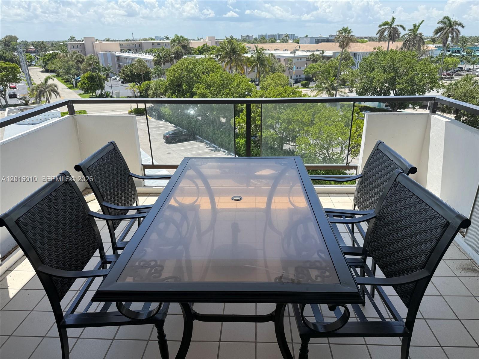 Residential Lease in Lauderdale By The Sea 3