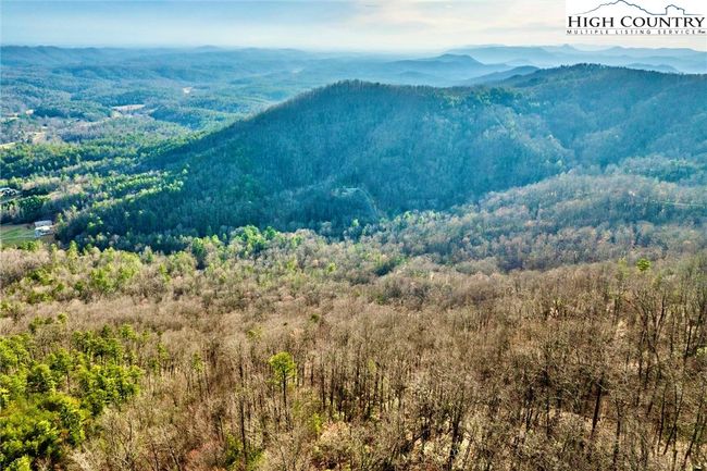 4040 Alta Vista Way, House other with 3 bedrooms, 3 bathrooms and null parking in Lenoir NC | Image 7