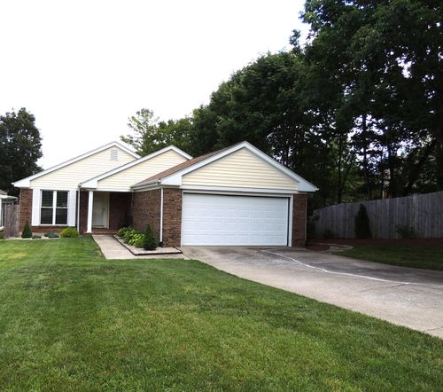 370 Garden Point Dr, Frankfort, KY, 40601-4150 | Card Image
