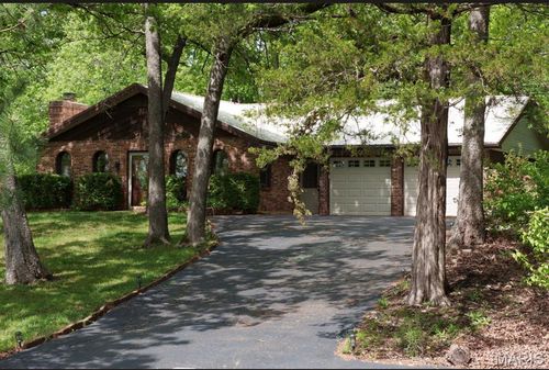 16 Monte Rosa Dr, De Soto, MO, 63020-3901 | Card Image