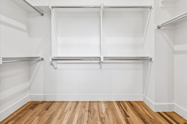 102 - 2138 Lovedale Ave, Condo with 2 bedrooms, 3 bathrooms and null parking in Dallas TX | Image 12