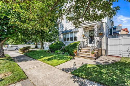 1003 149th St, Whitestone, NY, 11357-1737 | Card Image