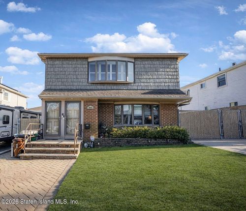 744 Sinclair Ave, Staten Island, NY, 10312-2518 | Card Image