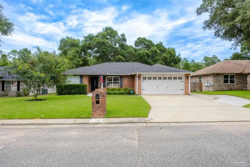 7182 Tannehill Dr, Pensacola, FL, 32526-8081 | Card Image