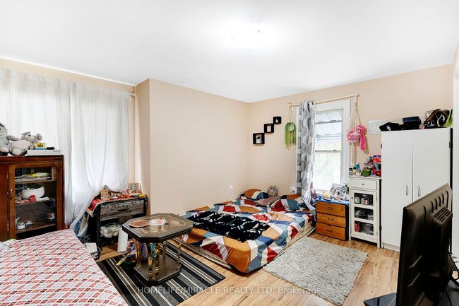4310 Bampfield St, House other with 6 bedrooms, 5 bathrooms and 2 parking in Niagara Falls ON | Image 18
