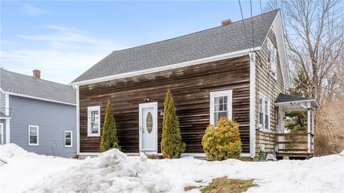 13 Prospect Ave, Narragansett, RI, 02882-3510 | Card Image