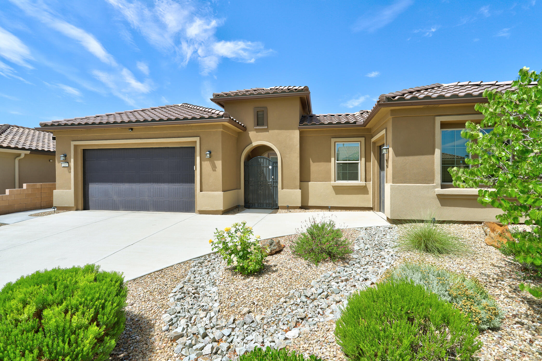 Bates Well Ln, Albuquerque, NM 87120