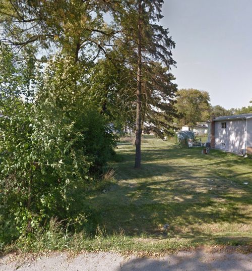 902 E Krage Dr, Addison, IL, 60101-4121 | Card Image