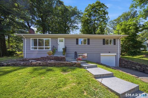 32 Fairview Dr, Farmington, CT, 06032-2517 | Card Image