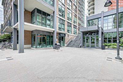 PH03 - 1171 Queen St W, Condo with 2 bedrooms, 2 bathrooms and 1 parking in Toronto ON | Image 2