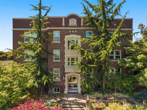 306-715 24th Ave, Seattle, WA, 98122-4802 | Card Image