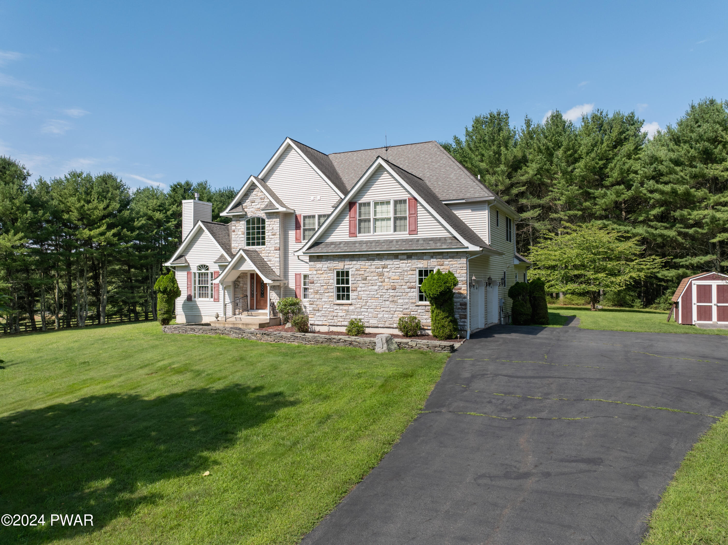 Long Meadow Rd, Milford, PA 18337