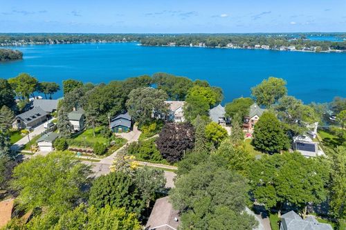185 W Lake St, Excelsior, MN, 55331-1757 | Card Image