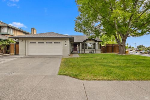 356 Wilson Lane, Windsor, CA, 95492 | Card Image
