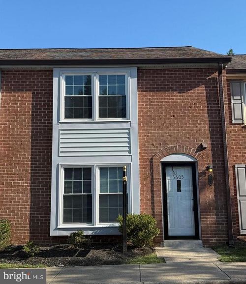 5605 Independence Cir, ALEXANDRIA, VA, 22312-2662 | Card Image