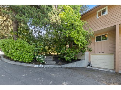 4300 Botticelli St, Lake Oswego, OR, 97035-1306 | Card Image