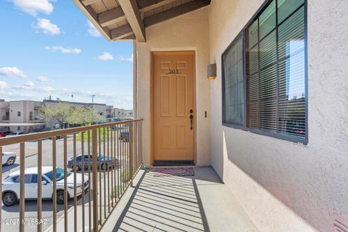 unit-203-2018 E River Rd, Tucson, AZ, 85718-1562 | Card Image
