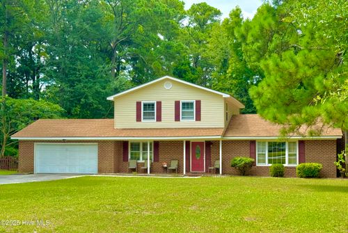 3705 Oxford Ct, Morehead City, NC, 28557-3052 | Card Image