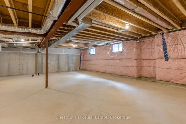 25 Durham Rd, House attached with 2 bedrooms, 2 bathrooms and 2 parking in Bracebridge ON | Image 35