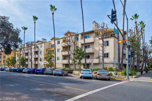 202-645 Chestnut Avenue, Long Beach, CA, 90802 | Card Image