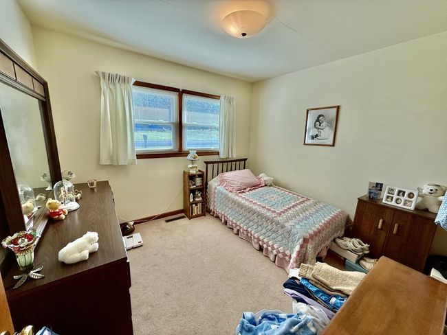 186 Summit Dr, Home with 3 bedrooms, 2 bathrooms and null parking in Peterstown WV | Image 46