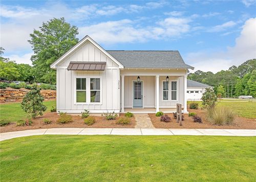 3034 Yards Ln, OPELIKA, AL, 36801-1179 | Card Image