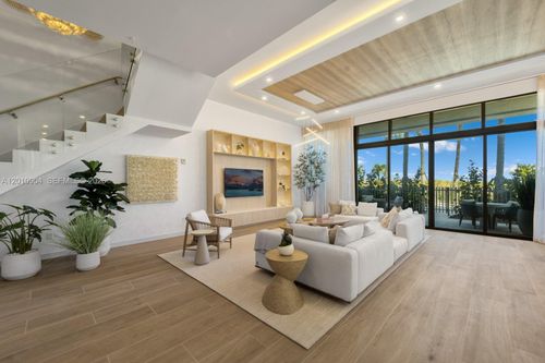 101-900 N Ocean Blvd, Pompano Beach, FL, 33062-4055 | Card Image