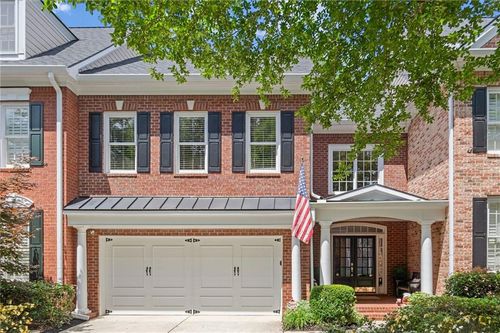 4905 Village Green Dr, Roswell, GA, 30075-7636 | Card Image