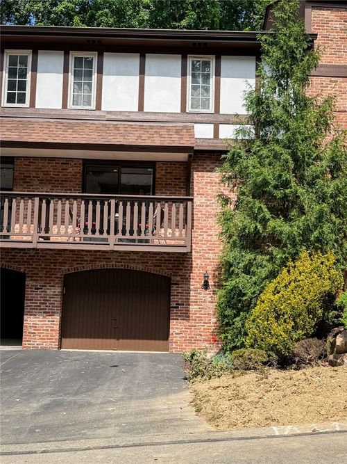 608 Maplewood Ct, Pittsburgh, PA, 15237-3332 | Card Image