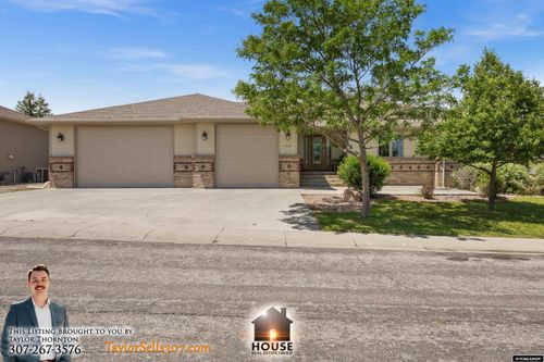 5032 Mountain Way, Casper, WY, 82601-6919 | Card Image