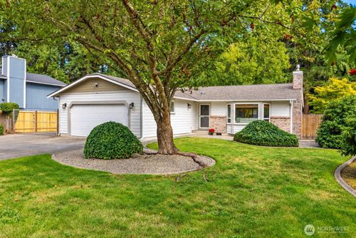15815 96th Avenue Ct E, Puyallup, WA, 98375-6706 | Card Image