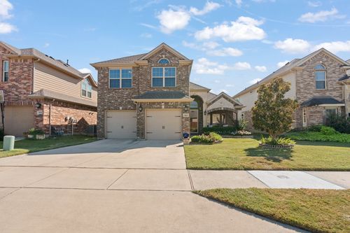 1612 Scarlet Crown Dr, Fort Worth, TX, 76177-1557 | Card Image