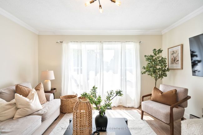 754 Hillcroft St, House attached with 4 bedrooms, 2 bathrooms and 3 parking in Oshawa ON | Image 9