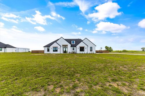 8410 County Road 301, Grandview, TX, 76050-4195 | Card Image