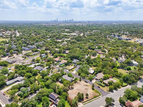 3101 Northeast Dr, Austin, TX, 78723-2729 | Card Image
