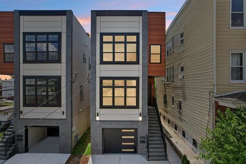 2-90 E 27th St, Bayonne, NJ, 07002-4909 | Card Image