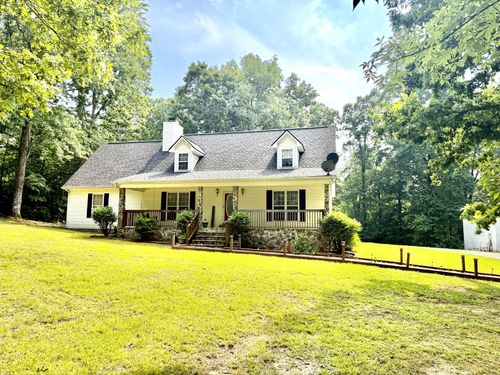 8770 Harrison Ferry Rd, Mcminnville, TN, 37110-7055 | Card Image