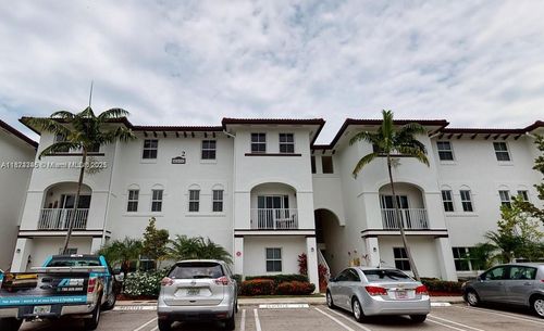 214-8960 97th Ave, Doral, FL, 33178 | Card Image