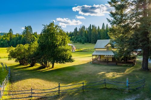 1873 Greenhouse Rd, Ione, WA, 99139-9601 | Card Image