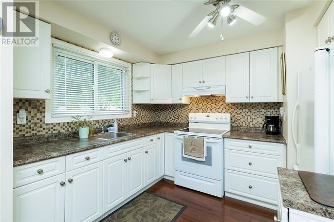17 - 27 Turner Dr, Townhouse with 3 bedrooms, 2 bathrooms and null parking in Sarnia ON | Image 12