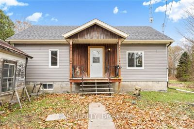 21944 Main St, House other with 2 bedrooms, 1 bathrooms and 6 parking in Glen Robertson ON | Image 1