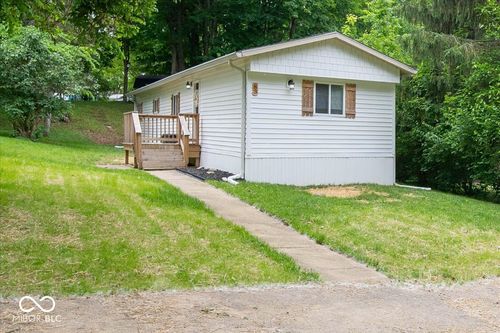 83 Ravine Ct, Cicero, IN, 46034-9295 | Card Image