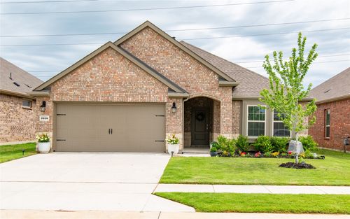 2826 Moccasin Ln, Aubrey, TX, 76227-1057 | Card Image