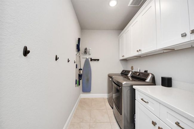 Laundry Room | Image 24