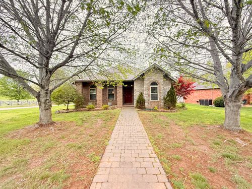 517 S Stonehurst Street, Nixa, MO, 65714 | Card Image