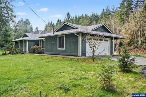 20450 Abiqua Rd Ne, Scotts Mills, OR, 97375-9610 | Card Image