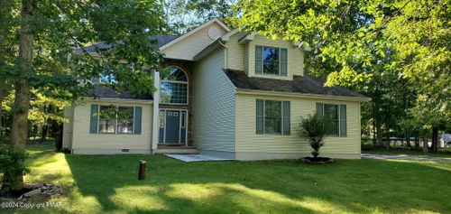 315 Walden Dr, Saylorsburg, PA, 18353-8589 | Card Image